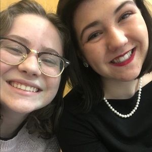 Meet your Posher, Amelia